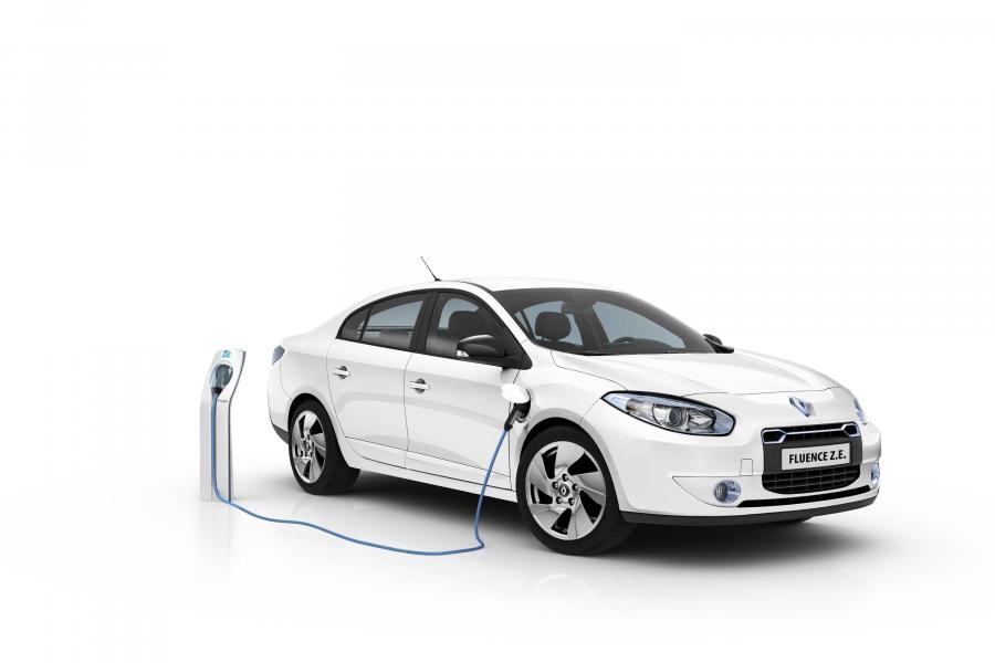  Renault Fluence Z.E. 2011 года  (фото 8 из 10)